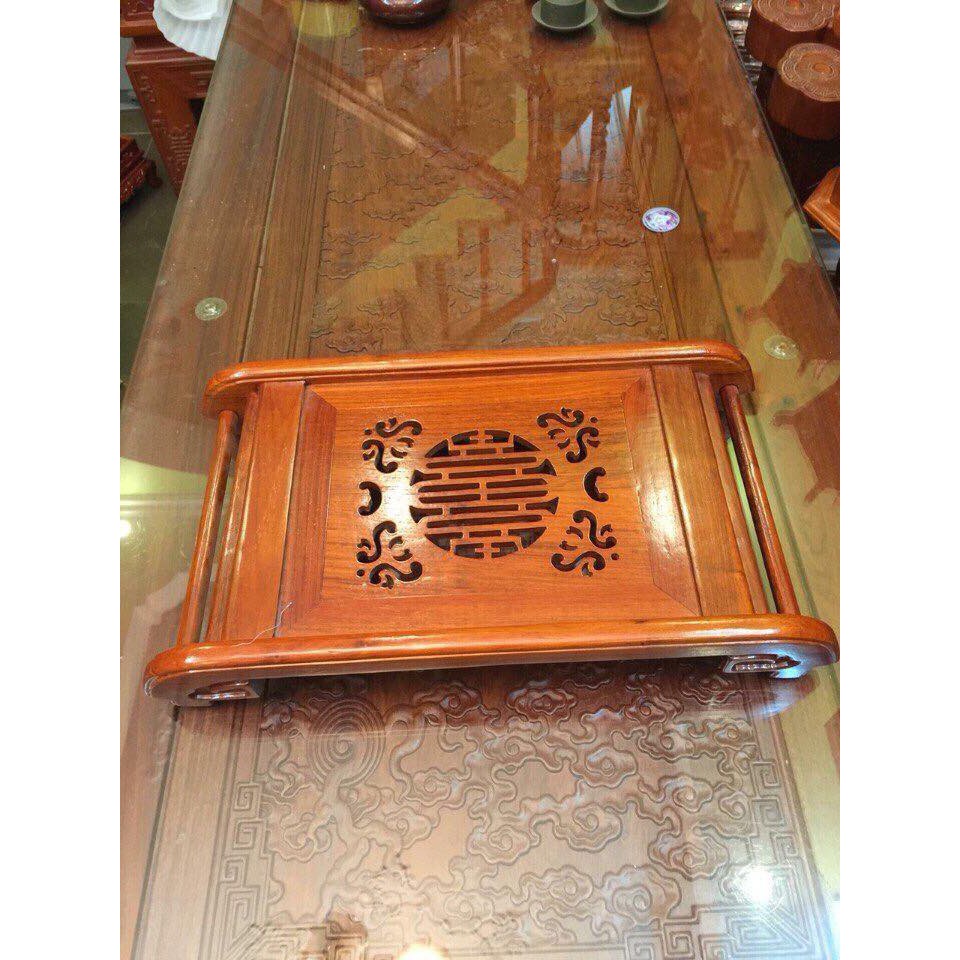 Khay trà triện chân cuốn gỗ hương đỏ kích thước 30 x 45 cm